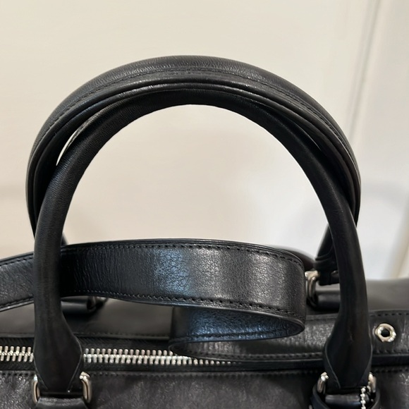 Perfect! Perfect! Coach Legacy Leather Molly Bag - Picture 4 of 16